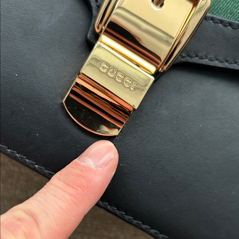 GUCCI Black Calfskin Leather Web Mini Sylvie - Picture 2 of 7